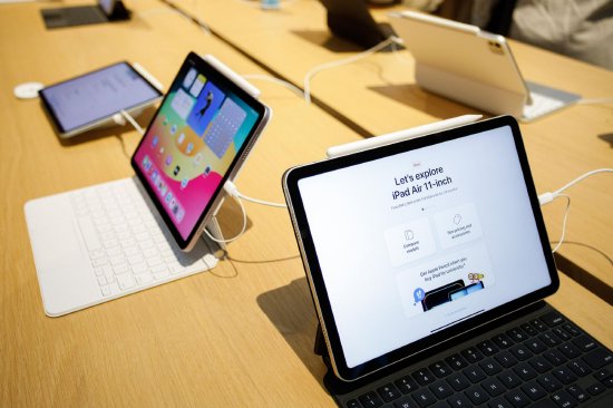 OϤӋ2026l¿MacBook ProiPhone 17eiPad