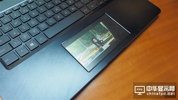 華碩靈耀X Pro15/14正式發布：觸控板竟是屏幕